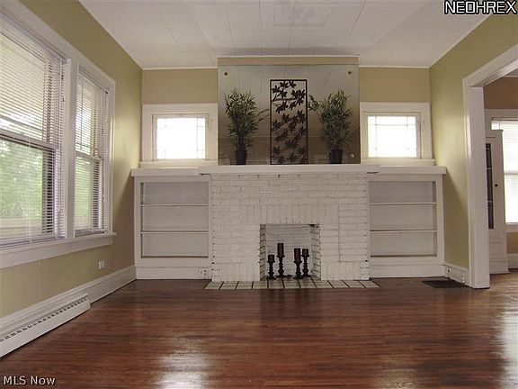 4th image of 2175-2177 Elbur Ave