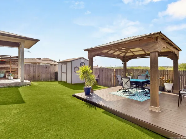 120 new hampton, San Marcos, TX 78666