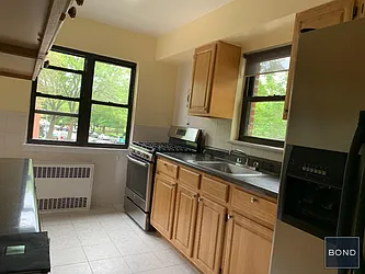 Rented by Bond New York