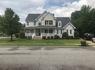 1114 Lauderdale Dr, Chesapeake, VA 23322