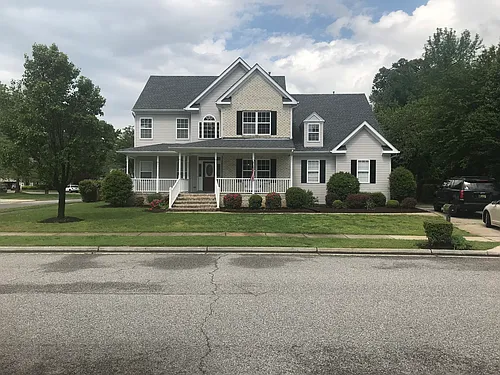 1114 Lauderdale Dr Photo 1