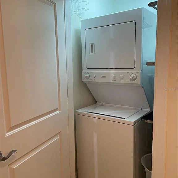 628 Cleveland St #1002 — Photo 29