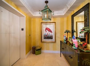 430 Grand Bay Dr APT 904, Key Biscayne, FL 33149