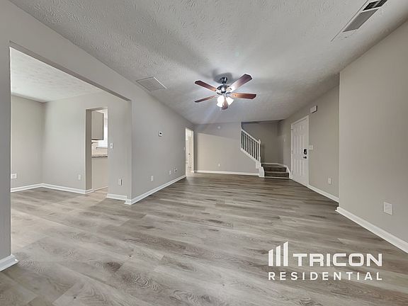 3rd image of 70 Artie Ct