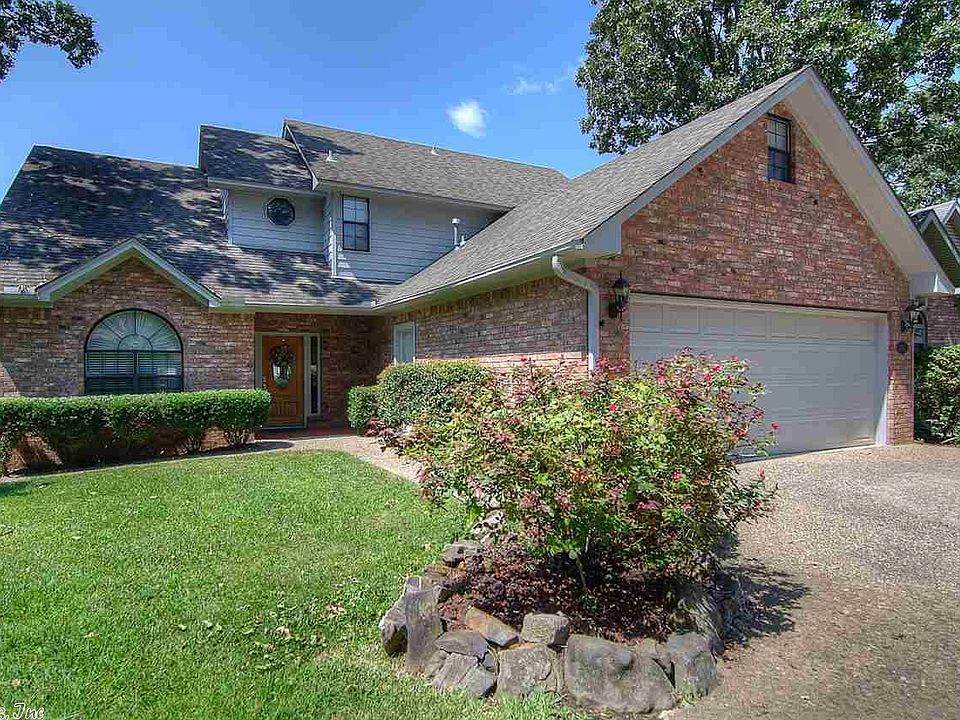 1st image of 142 Bay Oaks Cv