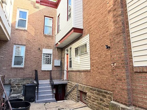 4th image of 6437 N Broad St