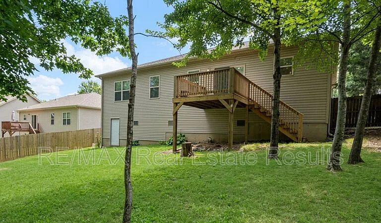 9 Burnham Dr — Photo 11