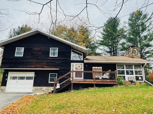 88 Wall St, Addison, NY 14801