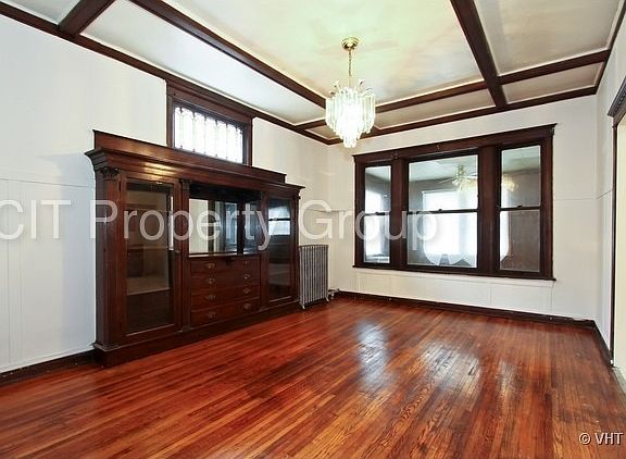 2nd image of 6628 S Woodlawn Ave
