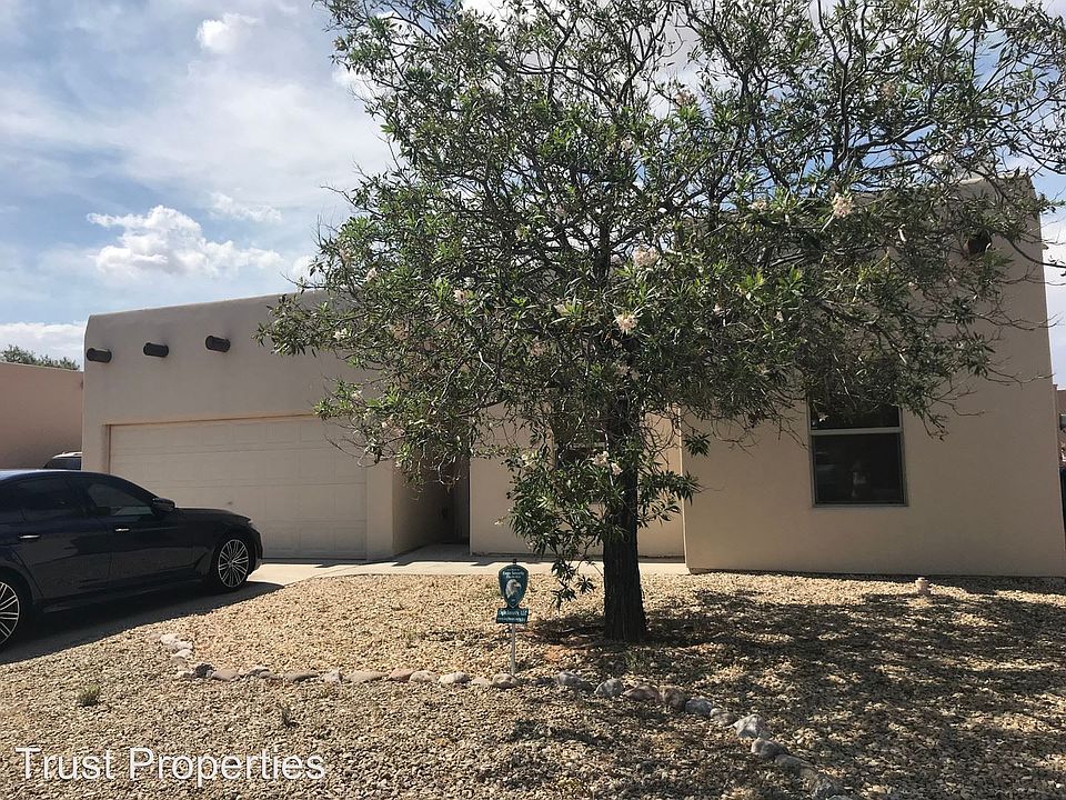 1st image of 5561 Gobi Ln