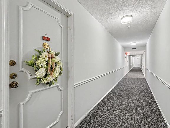3rd image of 508 Coeur De Royale Dr APT 104