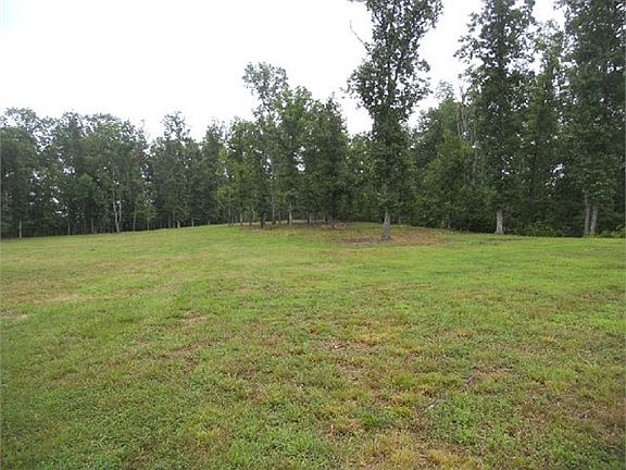 3rd image of 159 Overland Trl