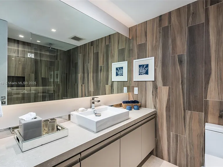 2514 Fisher Island Dr #6104 — Photo 24