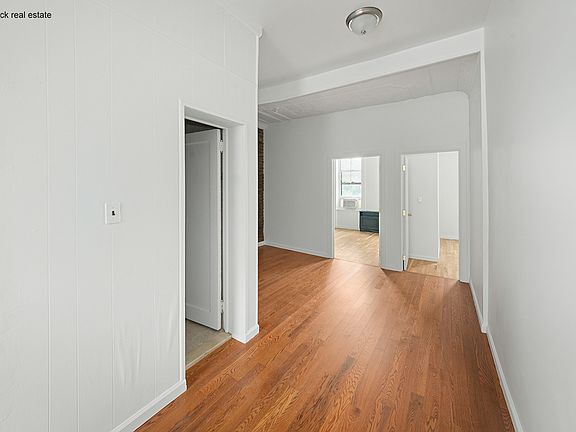 5th image of 69 Atlantic Ave #1