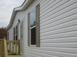 9900 Ashe Ct, Charlotte, NC 28215