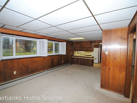 4th image of 830 5th Ave APT D
