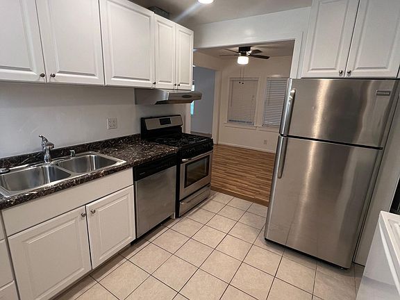 5th image of 1146 Venice Blvd #1146