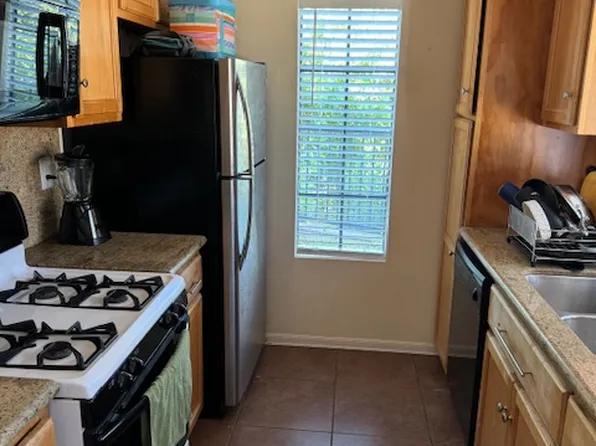 13250 Wimberly Sq Unit 211, San Diego, CA 92128