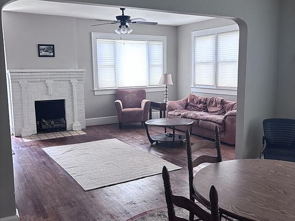 2nd image of 292 Treadwell St