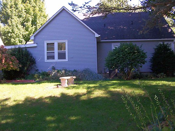 2nd image of 503 9th St