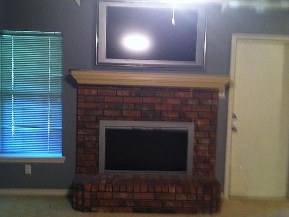 5th image of 5226 Lauri Ln
