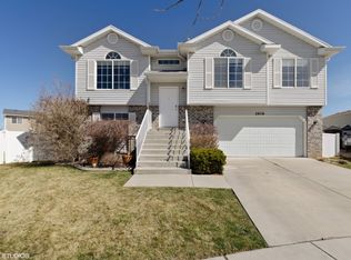 2816 W 2075 S, Syracuse, UT 84075