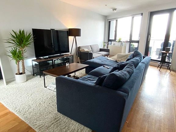 5th image of 349 Metropolitan Ave #6G