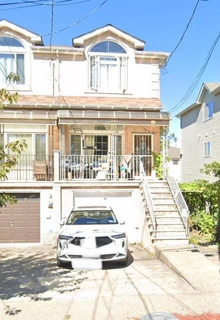 1st image of 295 Poultney St