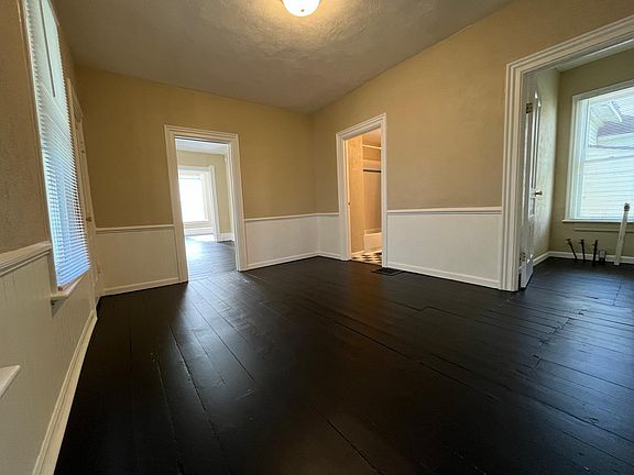 4th image of 825 10th St NW APT 1