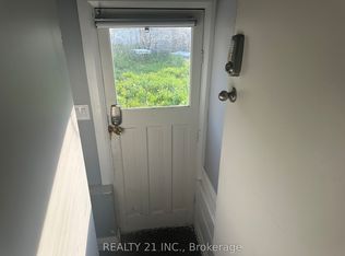 60 Phillip Ave #Basement, Toronto, ON M1N 3R2