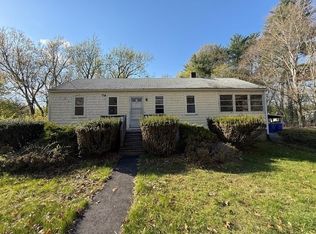 48 Forest St, Rockland, MA 02370