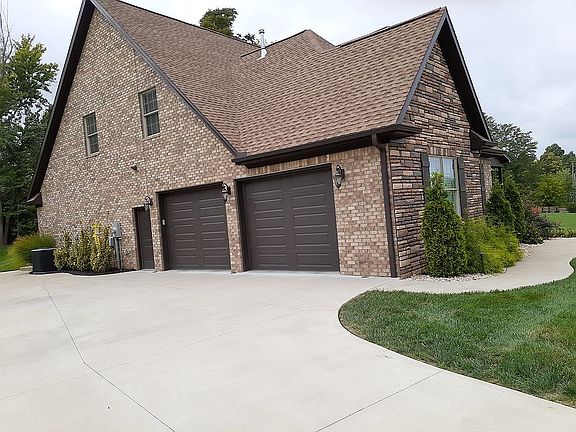 3rd image of 2772 Pecks Pl