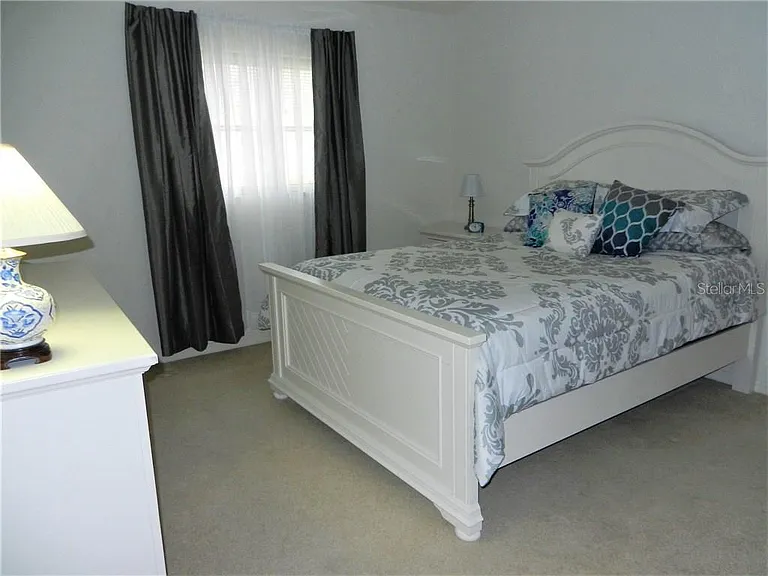 589 Rotonda Cir — Photo 17