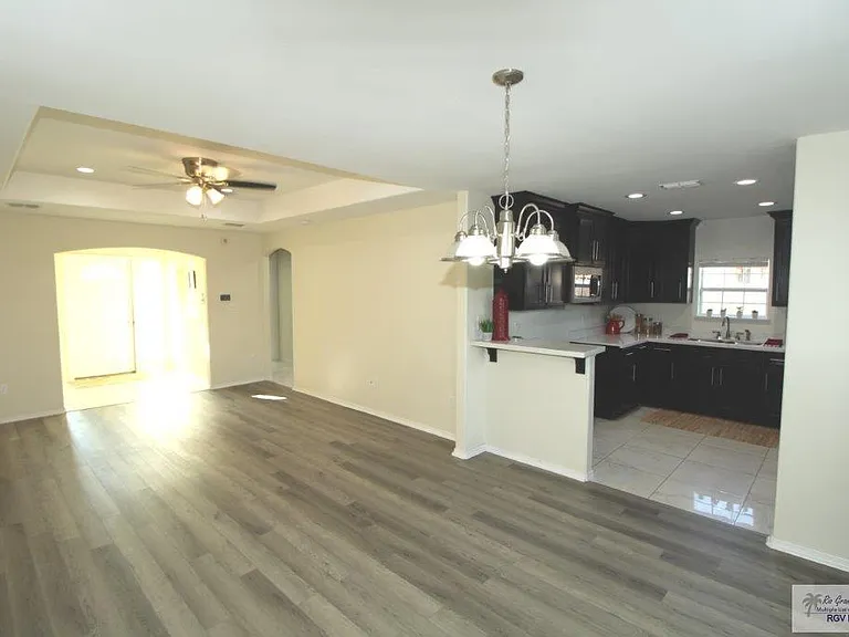 23329 Grapefruit Ave — Photo 9