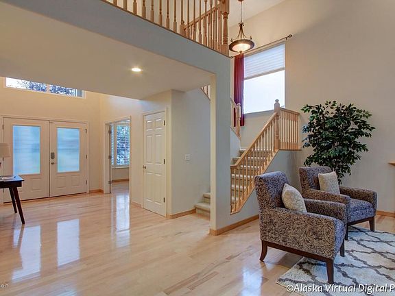 4th image of 8719 Acadia Dr