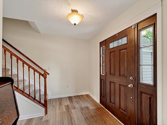 2nd image of 8365 Glen Highlands Dr