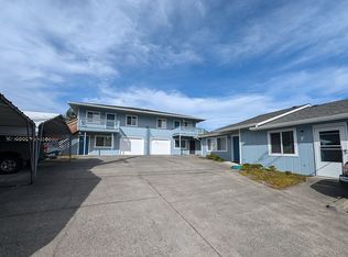 602 Easy St, Brookings, OR 97415