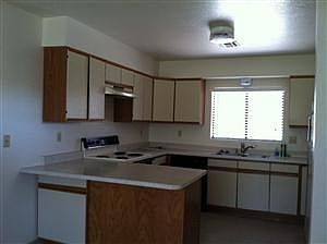 3rd image of 3311 Landon Dr W