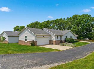 400 Longcastle Dr APT 4, Greencastle, IN 46135