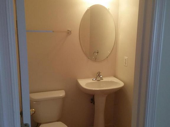 5th image of 2507 Blue Water Blvd