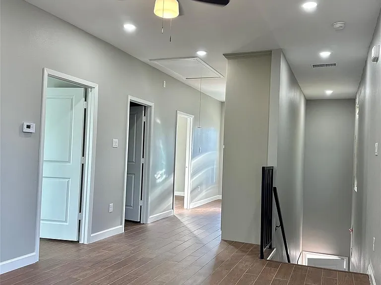 8321 Coma St — Photo 17