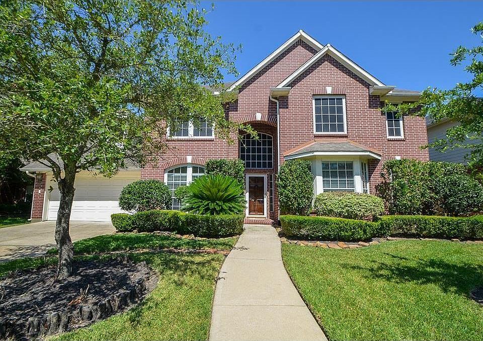 1st image of 16915 Cross Springs Dr