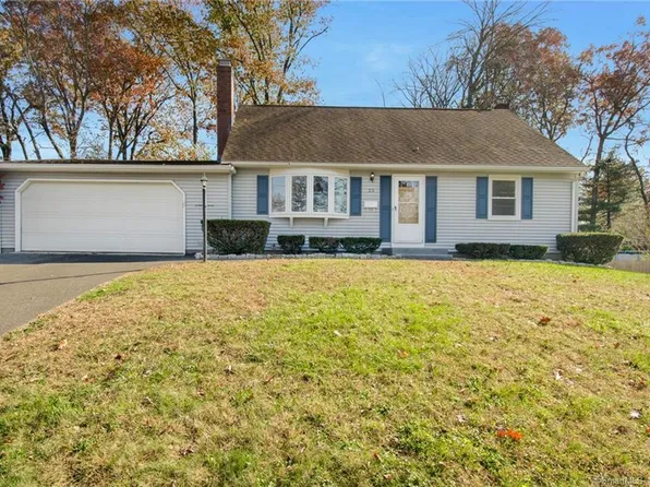 25 Standish Street, Enfield, CT 06082