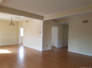 899 Heritage Vlg #B, Southbury, CT 06488