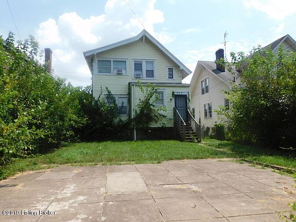 2nd image of 208 S 43rd St