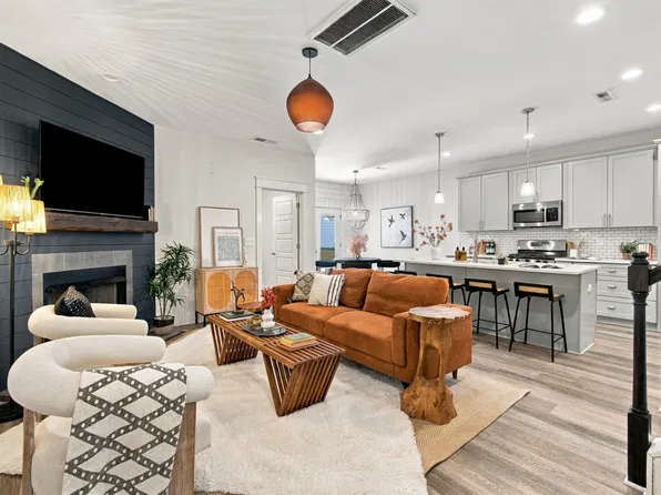 7057 Westside Cir, Nashville, TN 37205