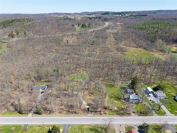 4th image of 4821 Main St Lot 32