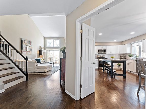 5th image of 1529 Aberdeen Ct