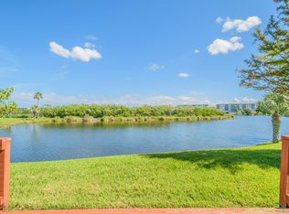 6401 99th Way N APT 15F, Saint Petersburg, FL 33708