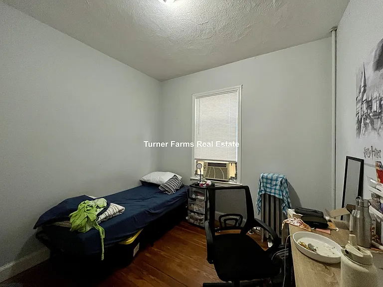 114 Thornton St #2 — Photo 12